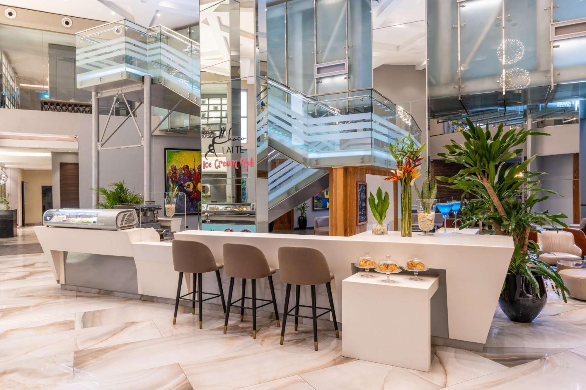 Radisson Blu Lagos Ikeja Екстериор снимка