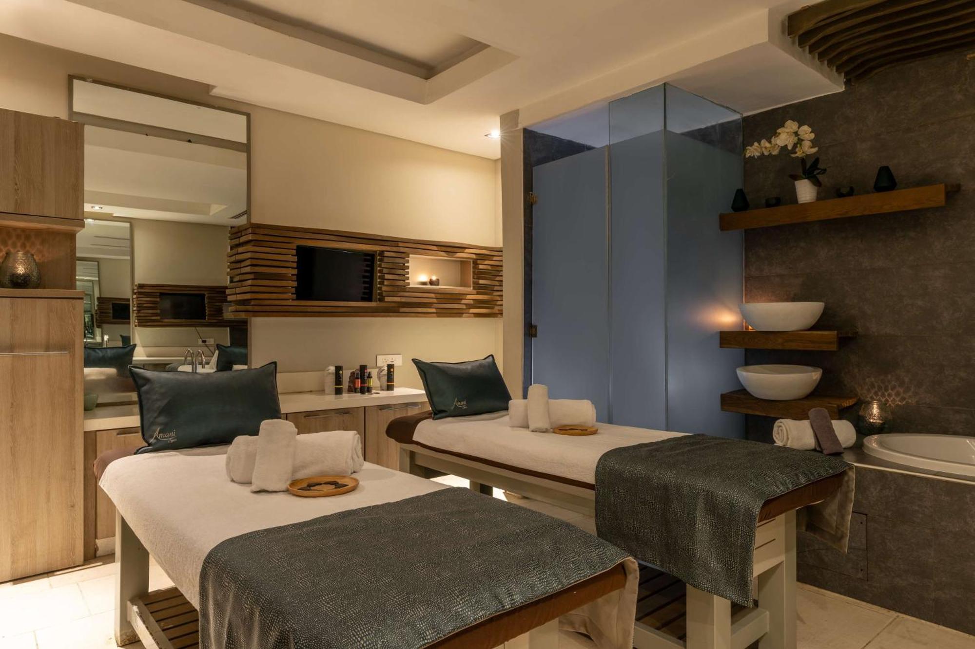 Radisson Blu Lagos Ikeja Екстериор снимка