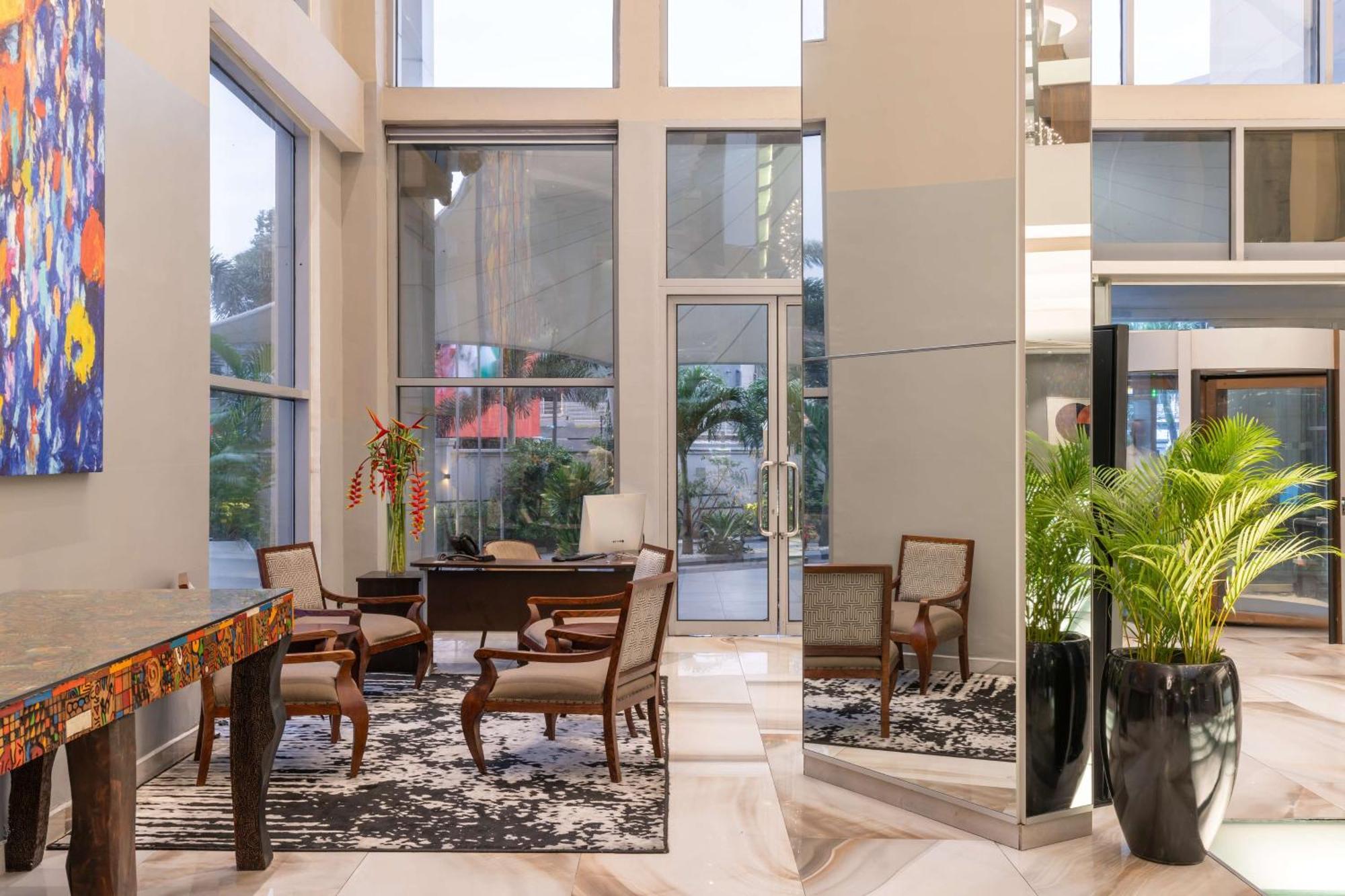 Radisson Blu Lagos Ikeja Екстериор снимка